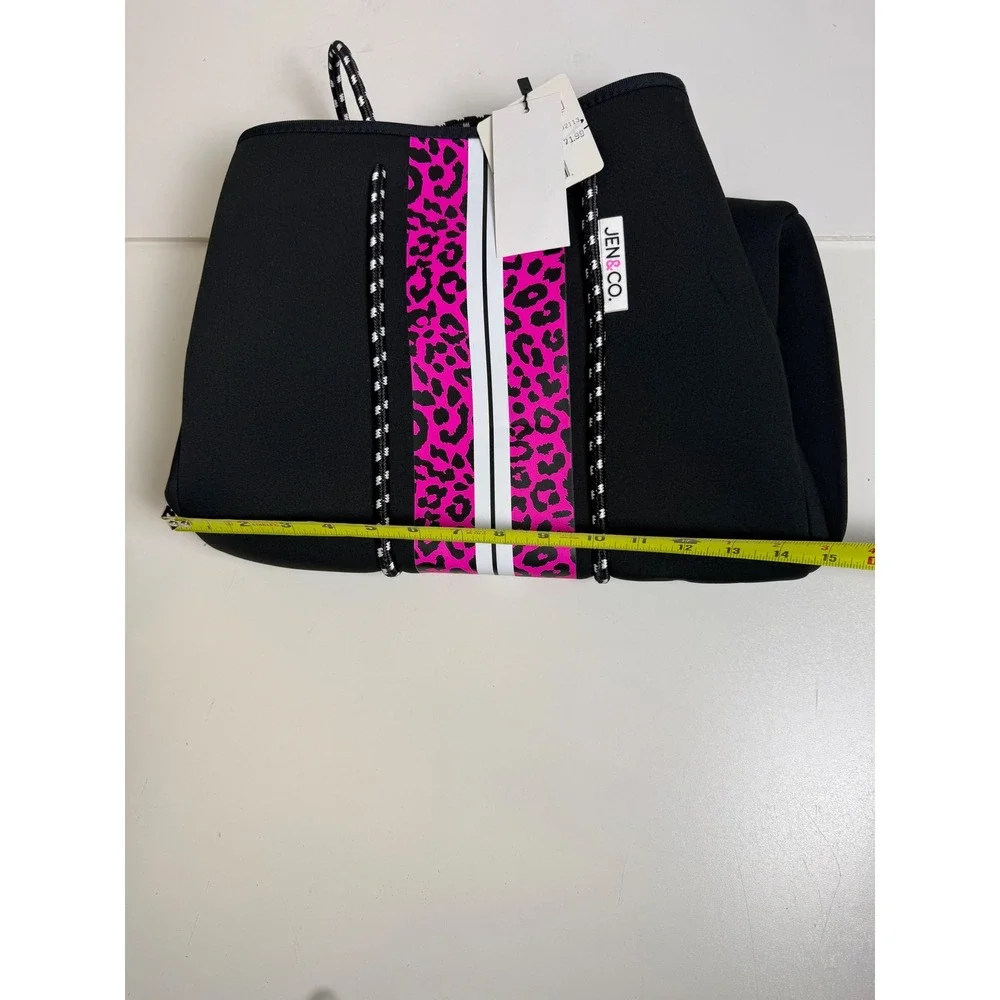 Jen & Co Neo Collective Neoprene Tote Bag NWT‎ Animal Print Black Pink